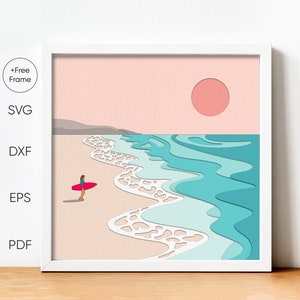 Puede incluir: Una ilustración digital de una escena de playa con un surfista caminando por la arena con una tabla de surf rosa. El océano es azul y verde con olas blancas. El cielo es rosa con un gran sol rosa.