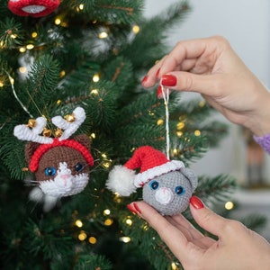Crochet Christmas tree cat ornament, amigurumi Christmas tree decorations, amigurumi Christmas baubles pattern, christmas ornament image 3