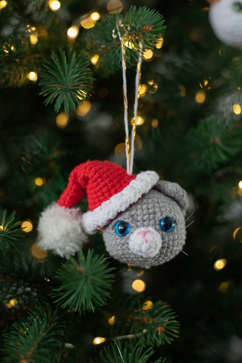 Crochet Christmas tree cat ornament, amigurumi Christmas tree decorations, amigurumi Christmas baubles pattern, christmas ornament image 6