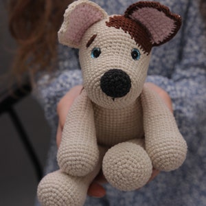Gehäkelter Jack Russell Terrier Hund, ausgestopfter Hund auf Lager, bereit zum Versand am nächsten Tag, süßer Welpe