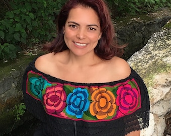 XL Flowered blouse Mexican top