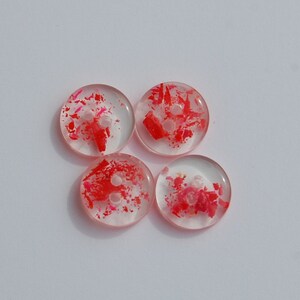 Small Mix Bunch of Daisy Resin Buttons set of 8 10mm x 2mm