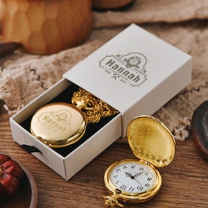 Customized groomsmen pocket watch, name engraved wedding party gift, groomsmen gift, personalized best man gifts pocket watches