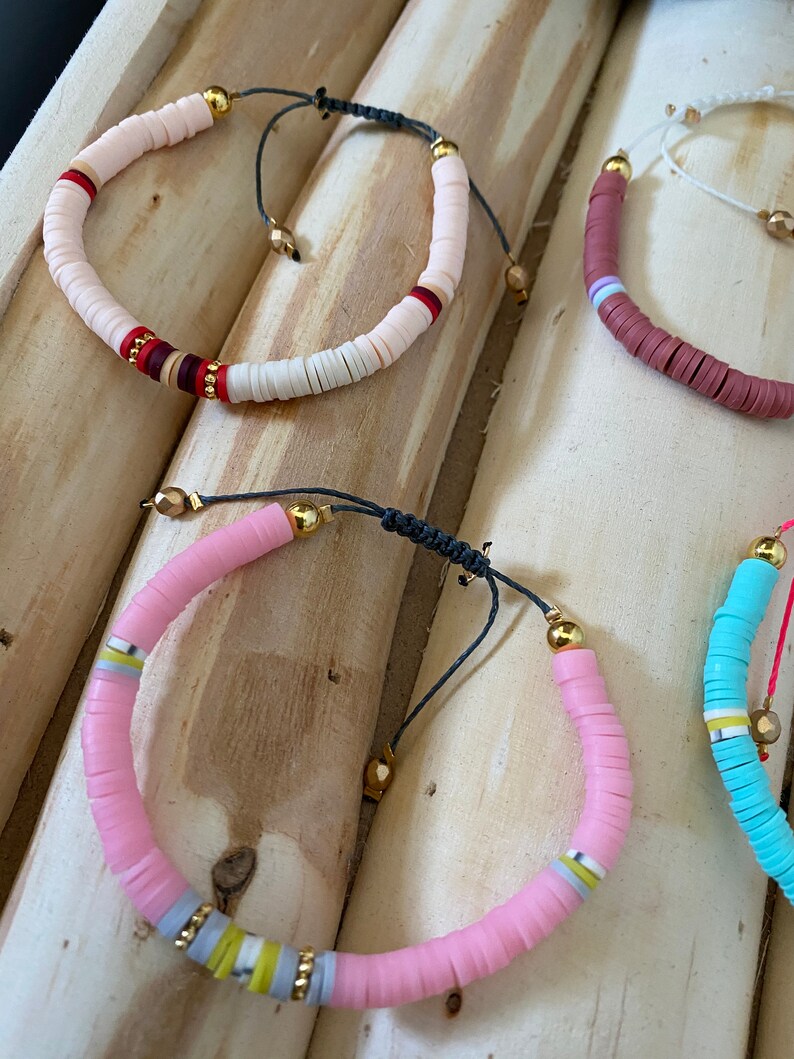 Bracelet En Acier Inoxydable Doré Avec Perles Surfeur Vertes, Noires, Rouges - Neuf Sans Emballage, Ajustable