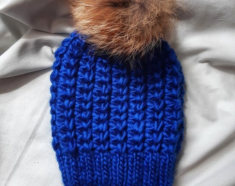Knitted Woolen Pom Pom Hat Pattern, Women's Chunky Cable Knit Beanie Pattern,  Cozy Winter Accessories Instant Download PDF Tutorial