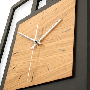 Designer-Wanduhr aus Holz Bild 3