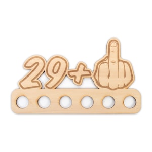 Geldgeschenk zum 30. Geburtstag für Männer - Origineller Wunscherfüller „Mittelfinger 29+" aus Holz