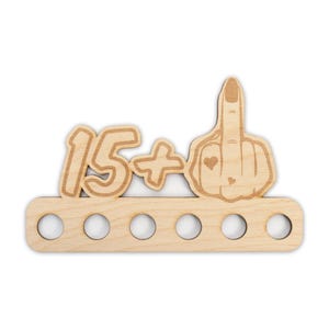 Geldgeschenk zum 16. Geburtstag für Frauen - Origineller Wunscherfüller „Mittelfinger 15+" aus Holz