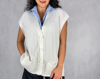 Vintage Knitted White Sweater Vest. Sleeves knit. knitted gilet