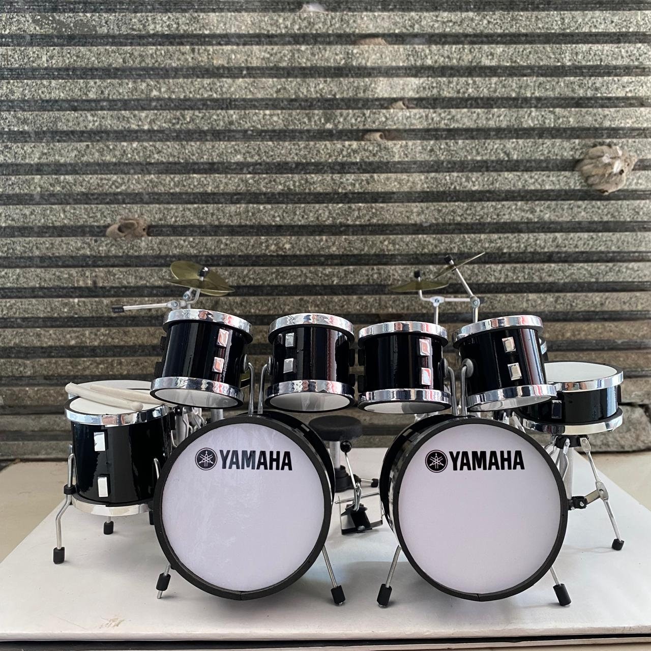 ミニチュアジャズドラムセット楽器装飾品 (Size14x10x10cm) Mini Drumset - Etsy
