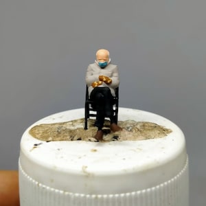 Miniature Figure Se nator Man HO Scale 1:87 NO PREISER New Display