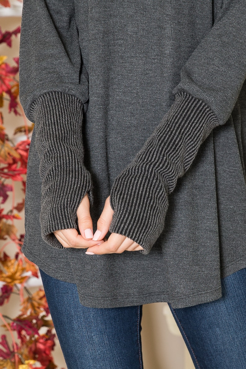 Fern Ross Mesh Thumbhole Top