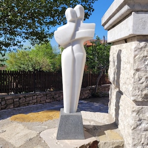 The Lovers Contemporary Sculpture Marble Statue for Home  and Garden |  Ornamental Art