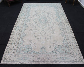 Vintage Area Rug | 5.5x9.4 Area Rug | Green Rug | Turkish Rug | Wool Rug | Living Room Rug | Outdoor Rug | Anatolian Rug | Rustic Rug | Rug
