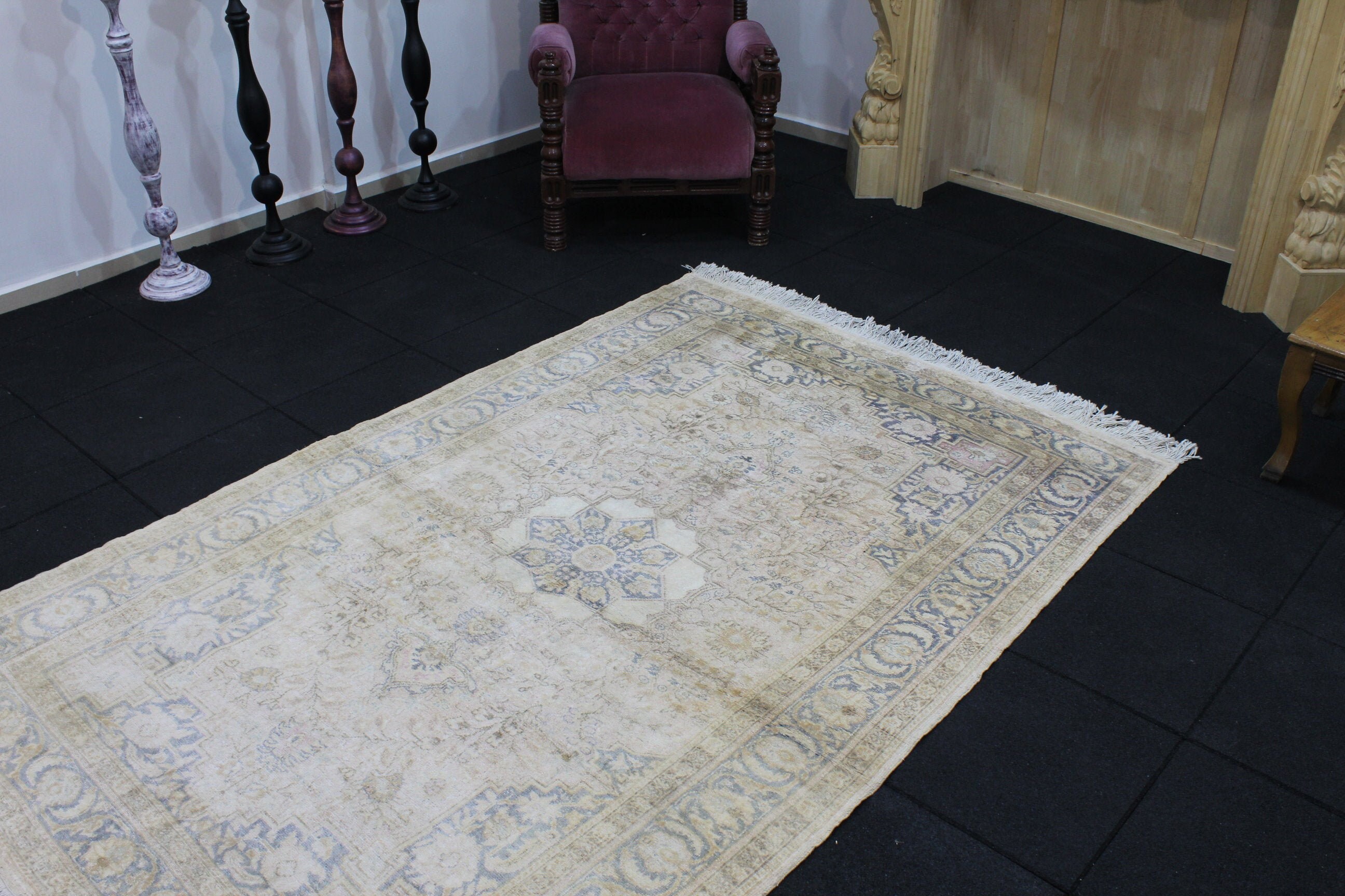 Vintage Area Rug, 4.7x7.2 Area Rug, Pink Rug, Silky Soft Rug