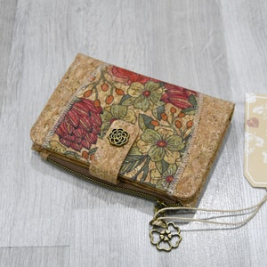 Cartera de mujer en corcho natural compacto e impermeable, un regalo vegano, útil y práctico, tarjetero, estampado de flores