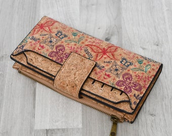 Handcrafted waterproof cork wallet, flower and butterfly pattern, an original gift idea for vegan