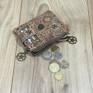 Porte-monnaie spacieux en liège pour femme Porte-carte écologique : léger et résistant, belle idée cadeau pour vegan ou écolo