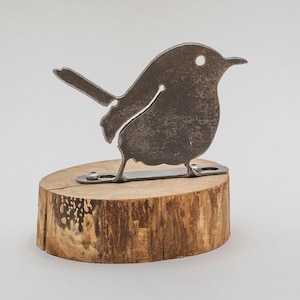 Wren | Metal bird sculpture | Garden decor | Ornament | Rustic home decor