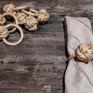 Anelli di tovagliolo nautico / Anelli di tovagliolo di juta / Anelli di tovagliolo monkey fist / anelli rustici di tovagliolo / Pugno di scimmia
