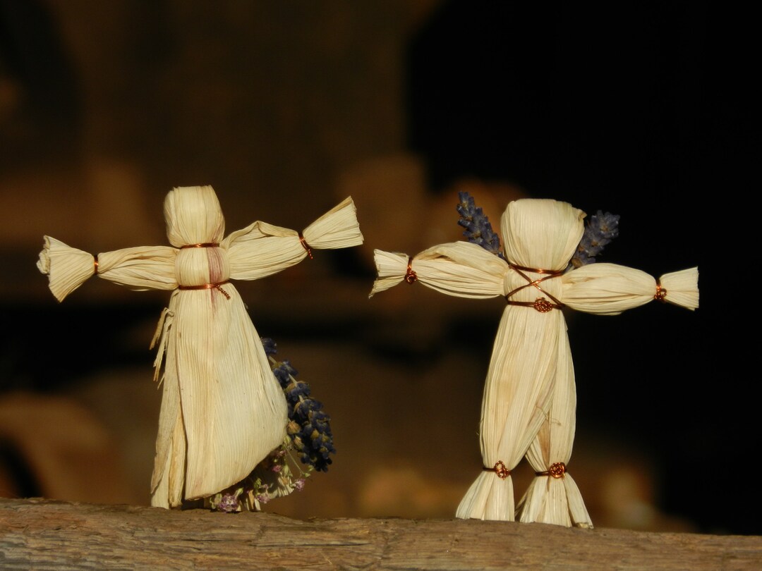 Lavender Corn Husk Dolls Set of 2 Voodoo Doll Harvest Doll Etsy
