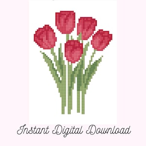Op de afbeelding: Een needlepoint steekpatroon met een gepixelde afbeelding van een boeket van vijf rode tulpen met groene stelen en bladeren. De tekst Needlepoint Stitch Chart staat bovenaan en de tekst Instant Digital Download staat onderaan.