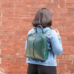 Backpack Women Leather,Backpacks for Women, Women's Backpack Purse, Green Backpack,Rucksack for Women,Christmast Gift, School Backpack bild 3