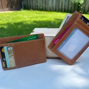 Cartera delgada de cuero personalizada para hombre, tarjetero minimalista con bloqueo RFID, billetera delgada con bolsillo frontal, billetera delgada grabada.