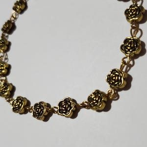 Goldenes Armband