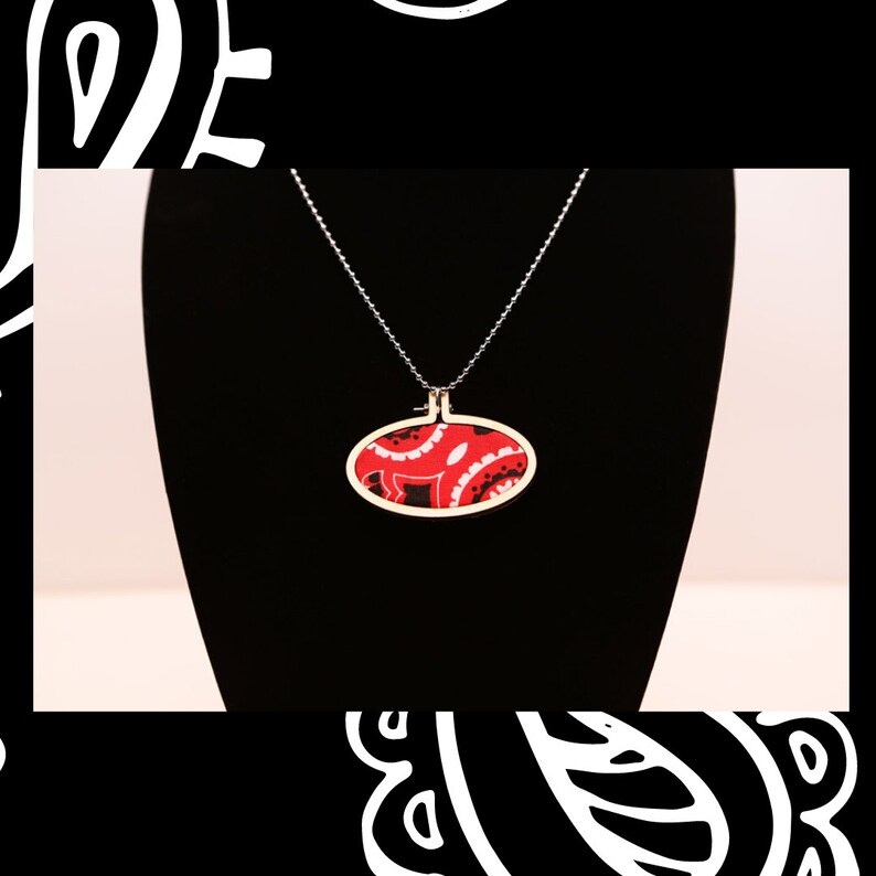 Red Bandana NecklacePendantWooden Embroidery Hoop NecklaceBo-Ho NecklaceCute NecklaceOOTDBandana JewelryStatement Necklace