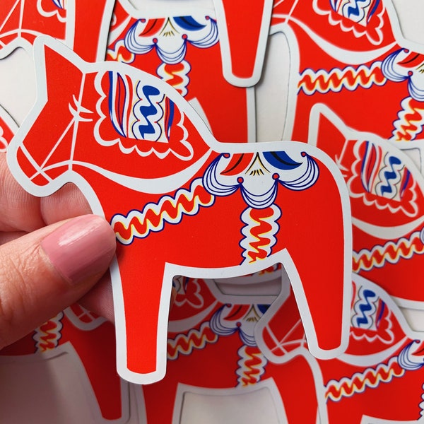 Red Swedish Dala Horse Magnet | Dalecarlian Horse Magnet | Minimalistic Swedish Gift