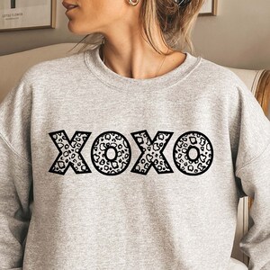 Xoxo Leopard SVG, Xoxo SVG, Valentine SVG, Valentijnsdag Svg, Valentine Shirt Svg, Valentine Gift Svg, png Cricut digitaal bestand sublimatie