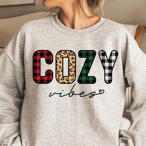 Cozy Vibes SVG, Cozy Season SVG, Weihnachts-Svg, Herbst-Svg, Weihnachts-Worte, Winter-Shirt-Svg, Png-Schnittdateien Cricut Silhouette Sublimation