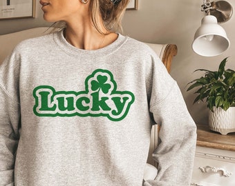 Día de San Patricio SVG, Camisa de San Patricio Svg, Trébol de la suerte Svg, Regalo de San Patricio Svg, Trébol Svg, Regalo para ella Svg, Archivos PNG Svg para Cricut