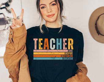 Retro Teacher PNG, eacher SVG, Gifts for teacher Svg, Teacher Life Svg, Back to school Svg, Digital Download, Sublimation Design, Cut files