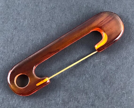 Vintage Marbled Root Beer Translucent Bakelite Sc… - image 3