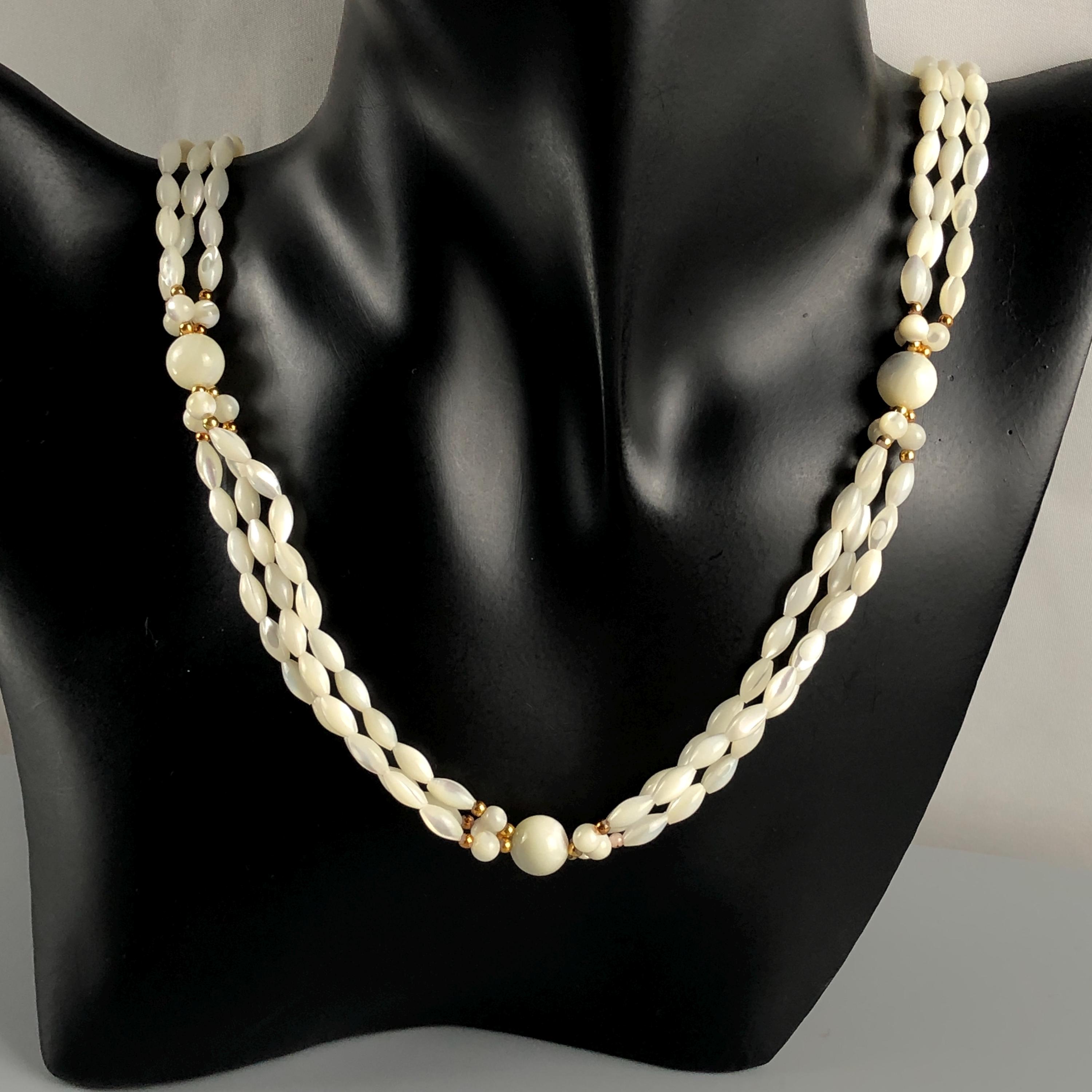 Collier Ancien En Nacre - Modèle Rétro (réf. 3), Occasion