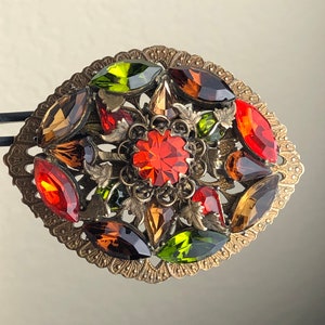 Vintage goudkleurige filigraan en oranje, groen, topaas gelaagde Tsjechisch glas broche/middeleeuwse ovale 3D-druppel, navette glazen speld