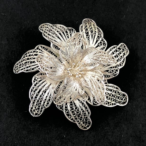 Vintage Sterling Silver Filigree Openwork Flower Brooch / Three-Dimensional 3D Layered Spun 925 Silver Floral Pin / Botanical Theme