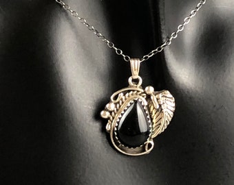 Colgante de plata de ley con piedras preciosas negras del suroeste, cadena Rolo de 48 cm