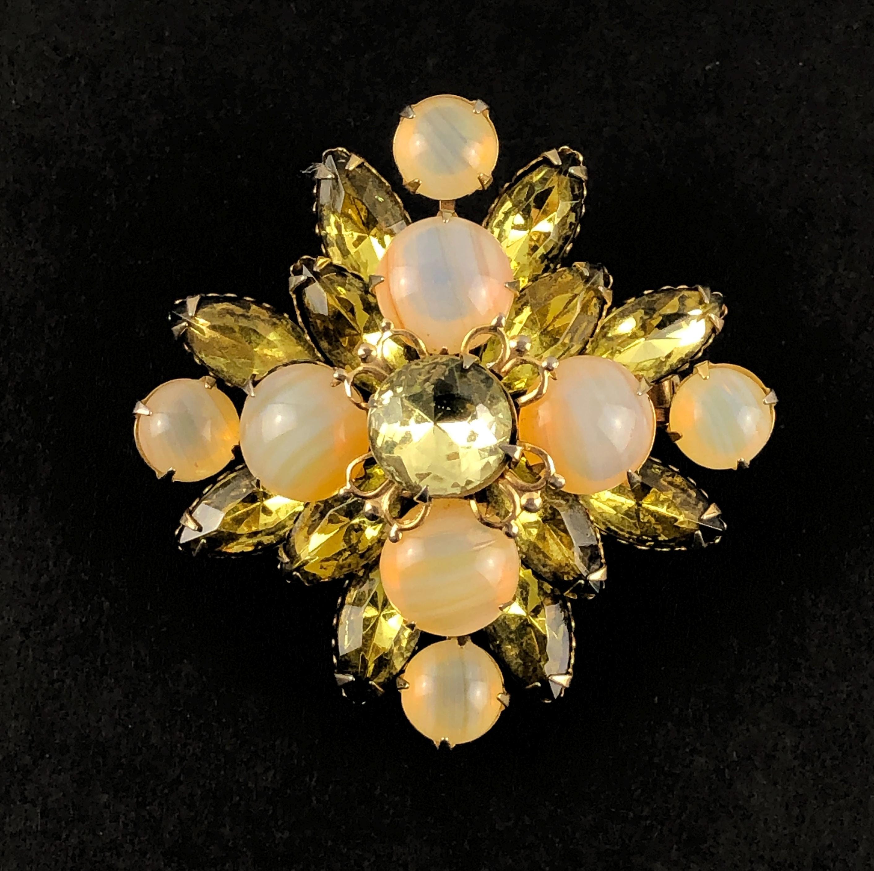 Broche Vintage Ajourée Couleur Or Avec Cabochon Imitation Citrine - Réf. 3184 (occasion Impeccable)