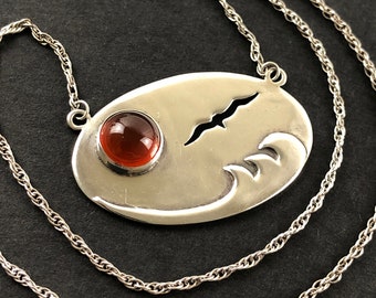 Estate Sterling Silver 925 Carnelian Cabochon Pendant Lavaliere Necklace/Seagull Ocean Waves/20”-Long Twisted Rope Chain/AJC Co./Nautical