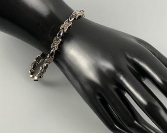 Vintage Sterling Silver Marcasite Onyx XOXO Tennis Bracelet (7.5