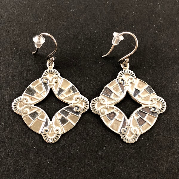 Mexican Sterling Silver Ninos De Chammo Square Dangle Ear Wire Earrings / Artisan Signed / Oxidized Silver and Overlay Design