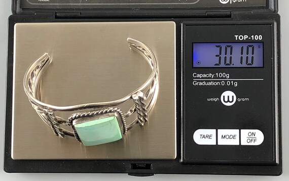 南西部ナバホ族のターコイズスターリングシルバーカフブレスレット