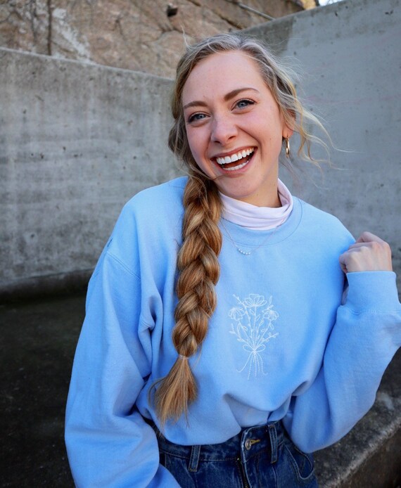 Embroidered Sweatshirt Embroidered Flower Sweatshirt Blue
