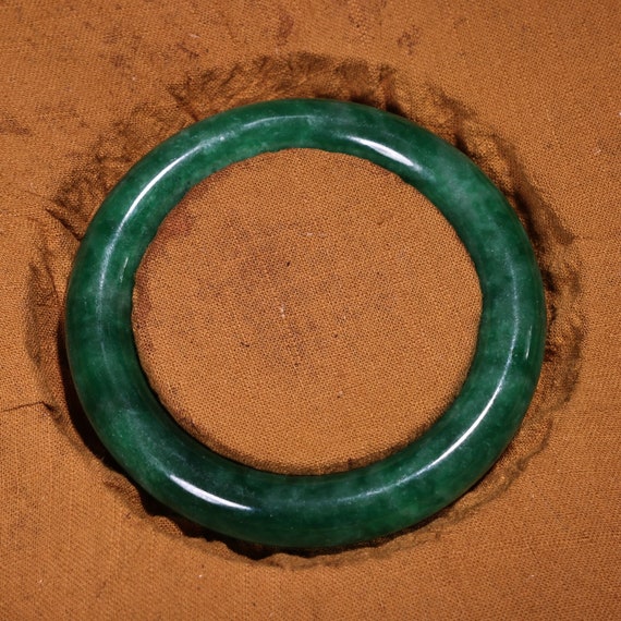 Is Your Jade Jewelry Real? | Fruitcocktail Collectables