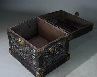 Chinese pure hand-carved rosewood dragon pattern storage box, valuable for collection, can be used