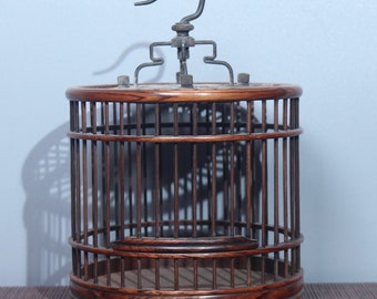 China's ancient natural blood sandalwood round birdcage pure hand carved exquisite patterns are precious and worth collecting
