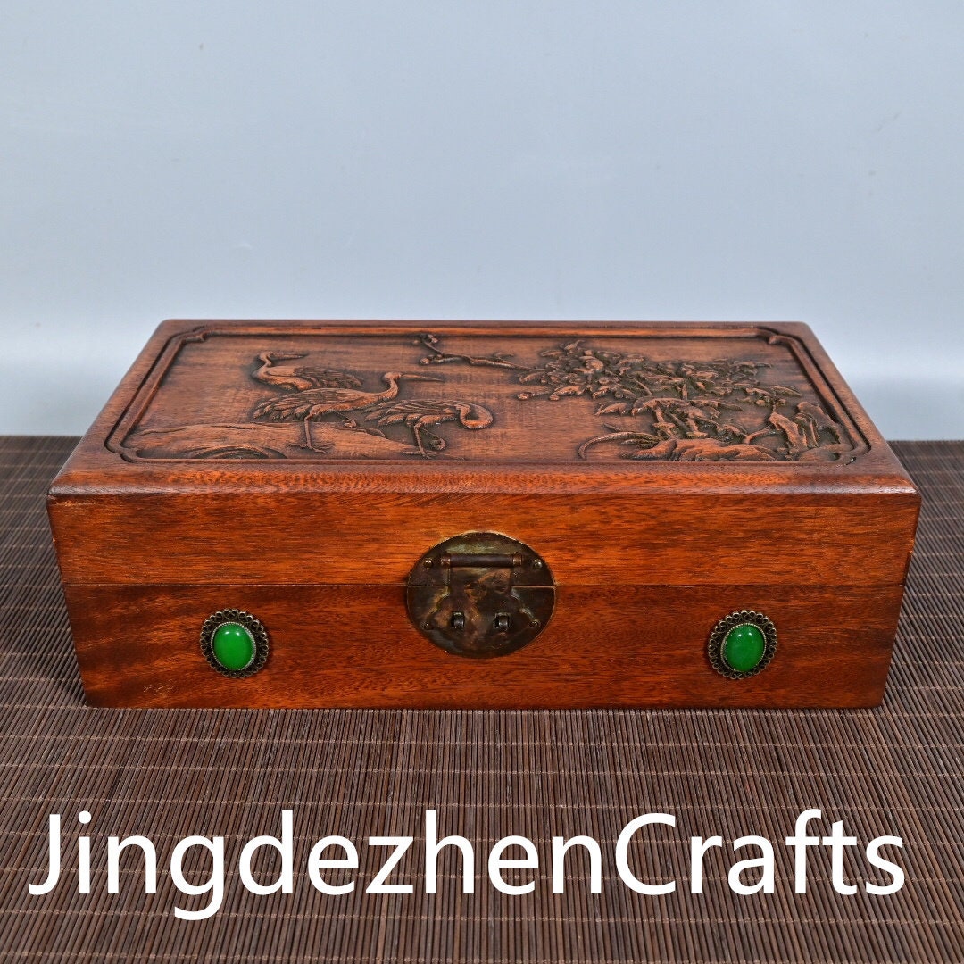 Chinese antique natural rosewood box jewelry furniture decoration statue furniture decoration pure hand carved patterns